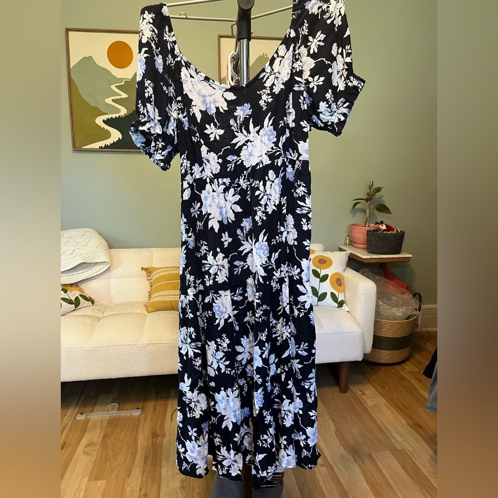 Abercrombie & Fitch Black Midi Dress with Light Blue Floral